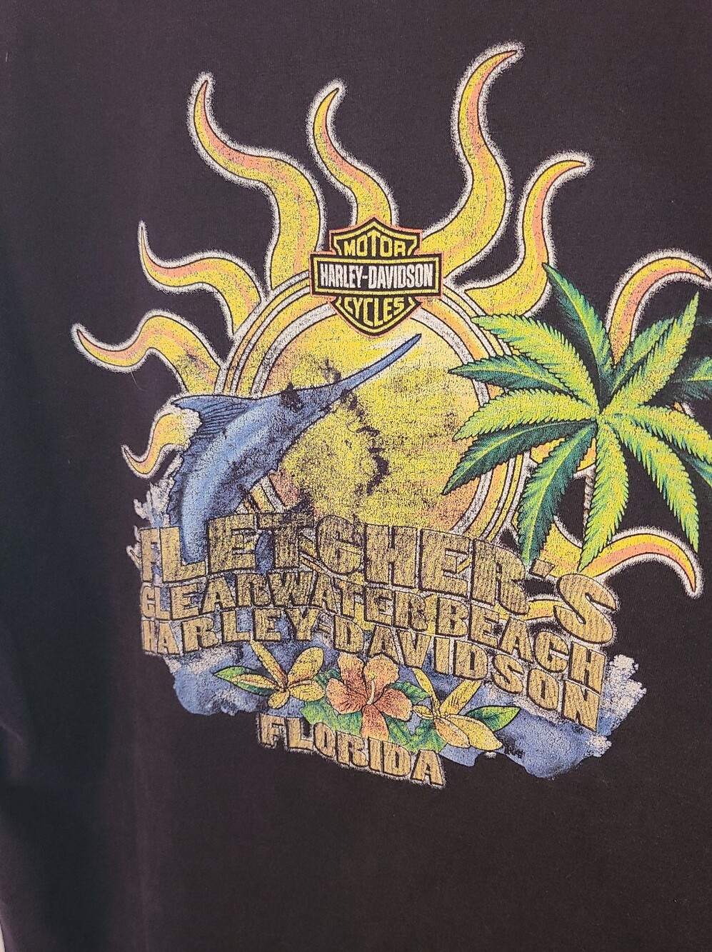 Harley-Davidson Black Tee with White Logo and Red Accent - Picture 4 of 4